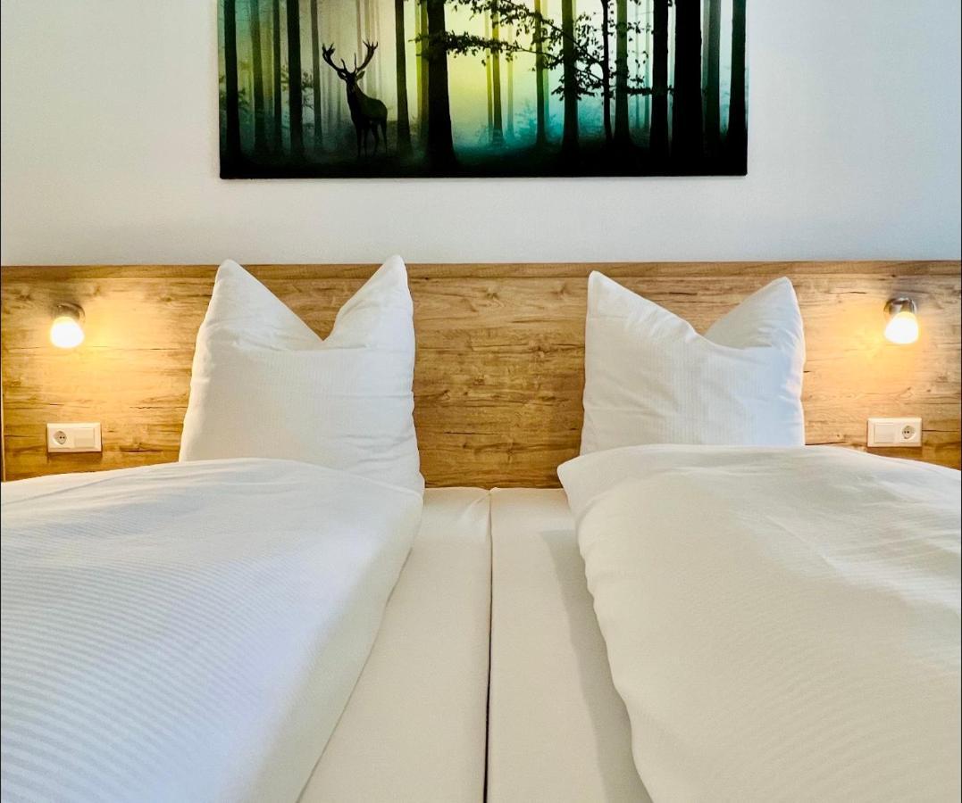 Landhotel Tanneneck - Ideal Fuer Gruppen, Familien Und Hunde Löffingen Exteriör bild